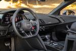 2020 Audi R8 Performance Spyder First Drive: Повече A3, отколкото Supercar