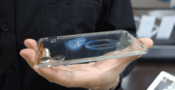 Polytron przedstawia prototyp przezroczystego telefonu komórkowego