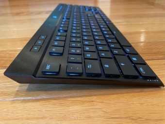 Corsair K100 Air igralna stran s tipkovnico.