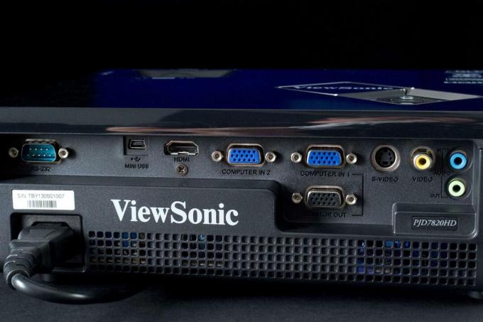 Viewsonic-PJD-7820HD-задние порты