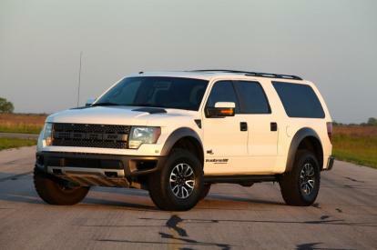 Hennessey VelociRaptor SUV dianteiro três quartos