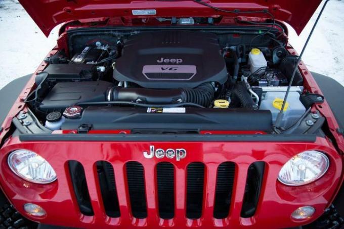 2014 Jeep Wrangler Sınırsız Spor motoru