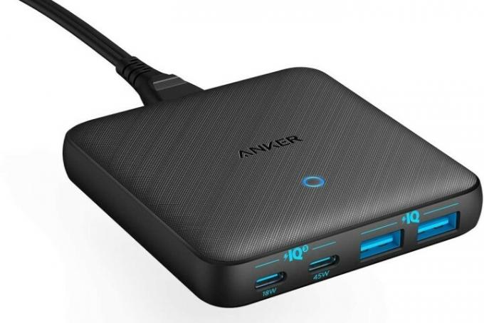 Anker 4 portos PowerPort Atom III.