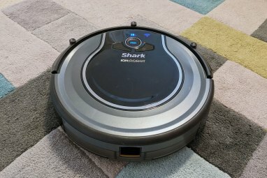 Recenzia Shark Ion Robot 750