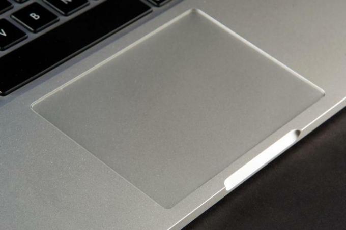 Materiał patentowy firmy Apple Force Touch na gładzik Macbook Pro 13 ret 2015