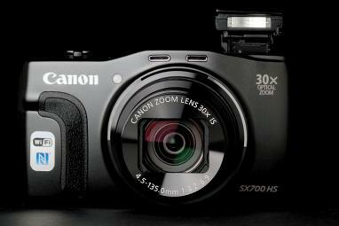 Canon PowerShot SX700 frontal