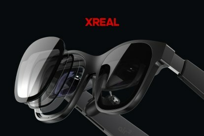 Widok rozłożony na części przedstawia soczewki elektrochromowe Xreal Air 2 Pro.