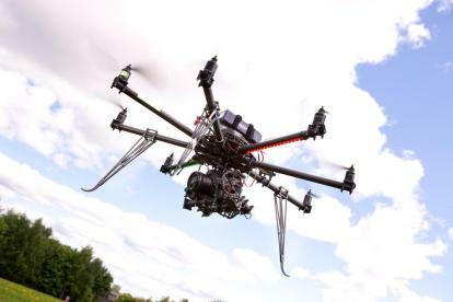 cnn om drones te testen voor nieuwsberichten na knikken van faa drone-camera