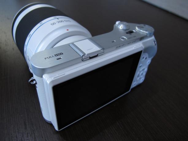 Смарт камерата на samsung nx300 беше представена преди ces 12
