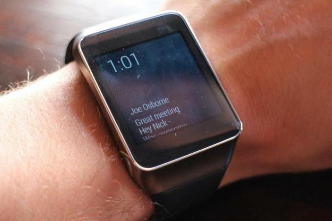 Android Wear do ruky