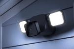 Wyze Cami prožektor vs Blink Wired Floodlight Cam