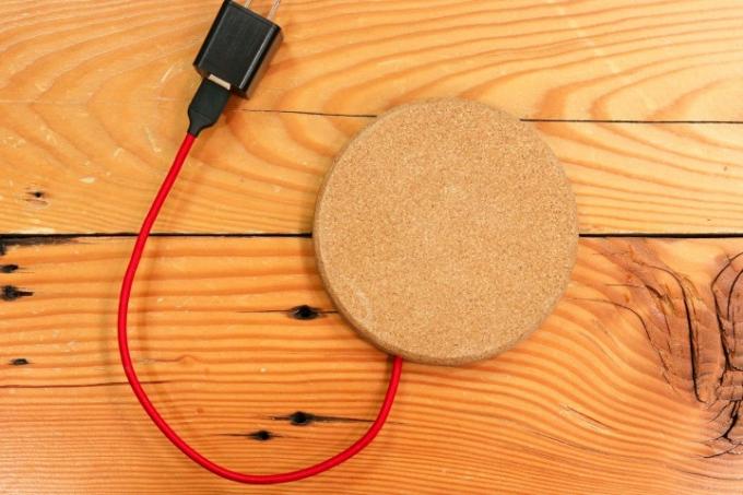 Grovemade Wireless Charging Pad Review Βύσμα τοίχου