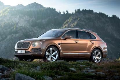 2018 bentley bentayga sport coupe noticias rumores especificaciones frente tres cuartos estático 2