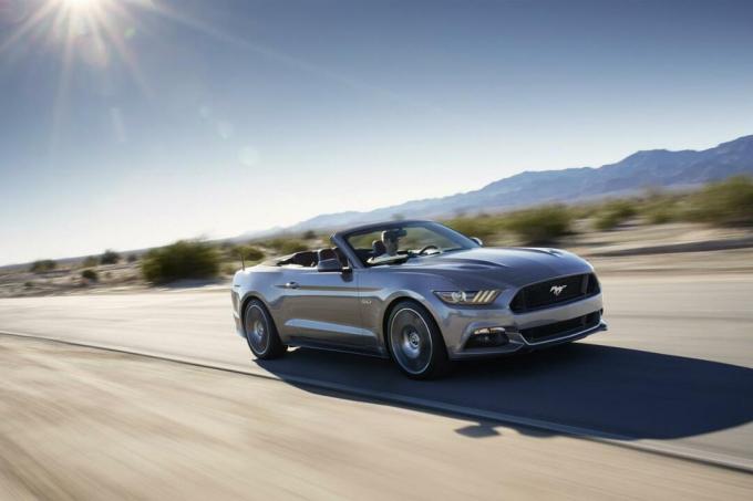 2015. gada Ford Mustang 5