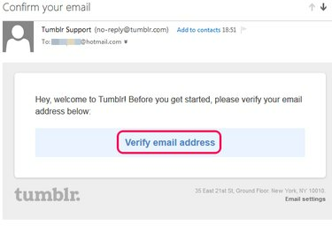 Verifierar den nya e-postadressen.