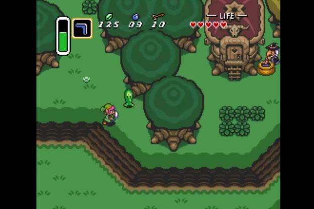 Link se sprehaja skozi drevesa v A Link to the Past.