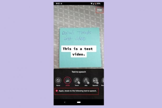 टिकटॉक वीडियो के लिए टेक्स्ट-टू-स्पीच आवाज चुनना।