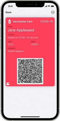 Snímka obrazovky Apple Health zobrazujúca očkovaciu kartu COVID
