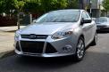 Ford Focus SEL 2012: revisión del ángulo frontal del estacionamiento