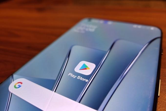 Android telefondaki Google Play mağazası simgesi.