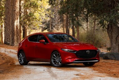 Pregled Mazde Mazda3 AWD 2019