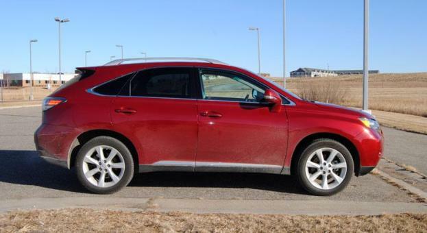 2011-Lexus-RX350-côté gauche