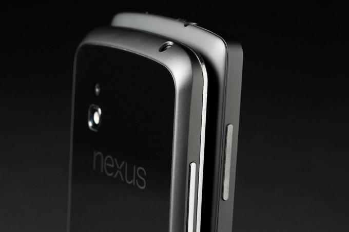 „Google Nexus 5“ apžvalga ir „Nexus 4“ profilis