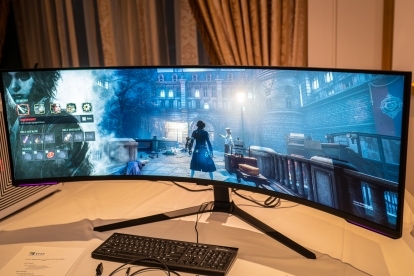 Le moniteur de jeu incurvé QLED de 49 pouces de Samsung est à 500 $ de réduction