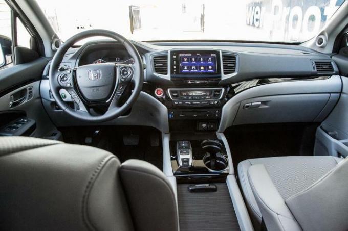 2016 წლის Honda Pilot Elite