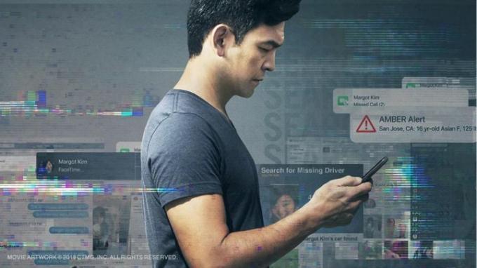 John Cho ser på en telefon i en plakat til filmen Missing.
