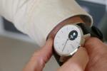Kesepakatan jam tangan pintar pelacakan kesehatan bergaya dengan diskon 24%.