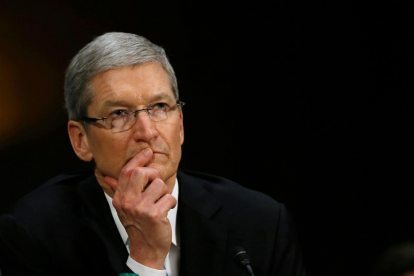 Apple Paradise 문서 유출 Tim Cook은 FBI가 암과 동등한 소프트웨어 작성을 요청하고 있다고 말했습니다.