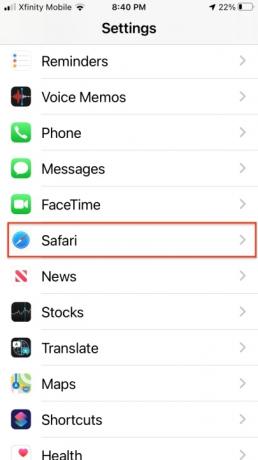 Трекер рекламы на веб-сайте iOS 14 в Safari.