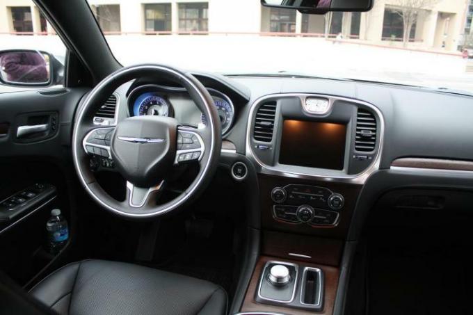 2015 Chrysler 300 tablero