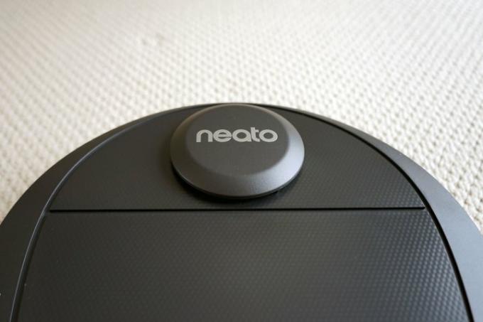 Recenzie Neato Botvac D4