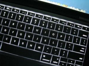 Kuidas juhtida sülearvuti taustvalgustusega klaviatuuri