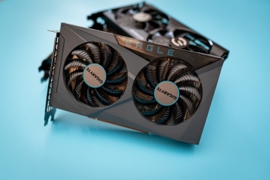 AMD RX 6500 XT staplade mot andra grafikkort.