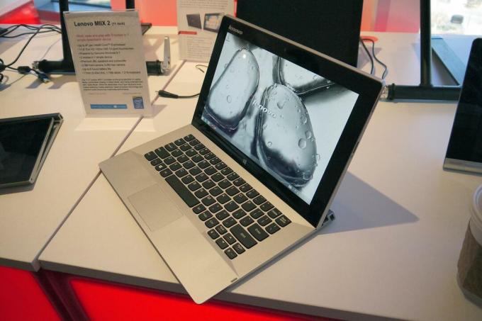 Parte frontal da tela do laptop Lenovo Miix