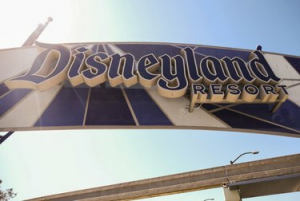 Disneyland en andere Californische themaparken mogen op 1 april weer open