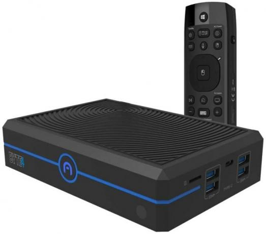 O mini PC Azulle Byte4 Pro e seu controlador.