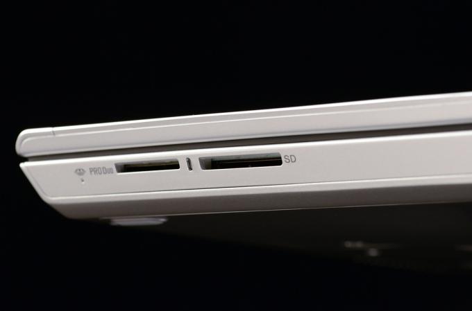 слоты для карт памяти ноутбука sony vaio t14 touch