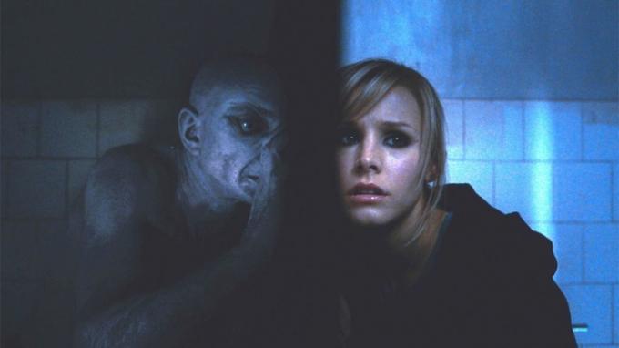 Призрак и Кристен Белл в «Пульсе».