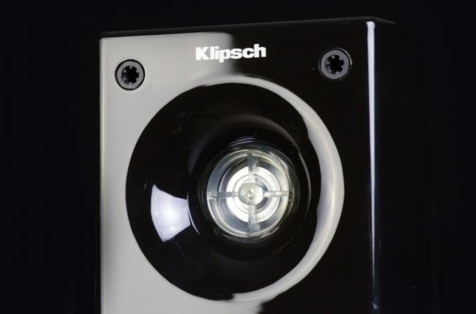 Macro de pilote de haut-parleur satellite Klipsch HD Theatre 600