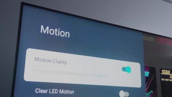 Skärmen för rörelseinställningar på en TCL QM8.
