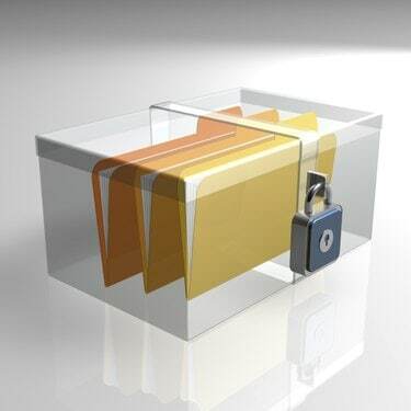 Папки с файлами защищены в ящике