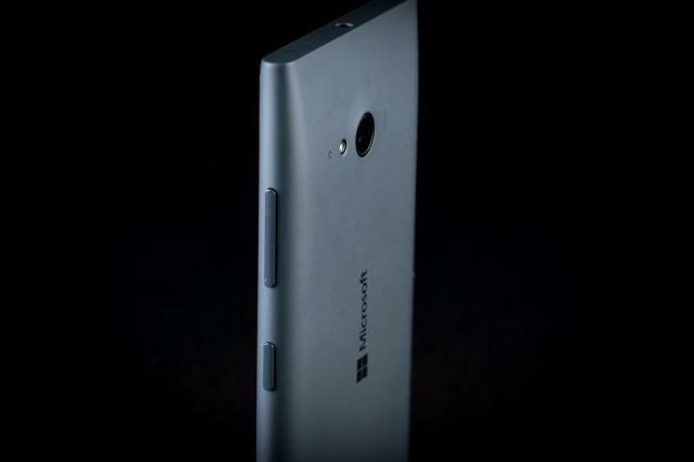 MicrosoftLumia 735