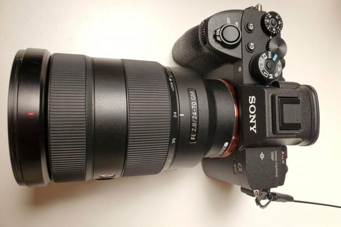 Практичен преглед на Sony A7R IV