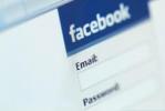 „Facebook“ išbando naują funkciją, kad parodytų, ar vartotojai naudojasi staliniais ar mobiliaisiais