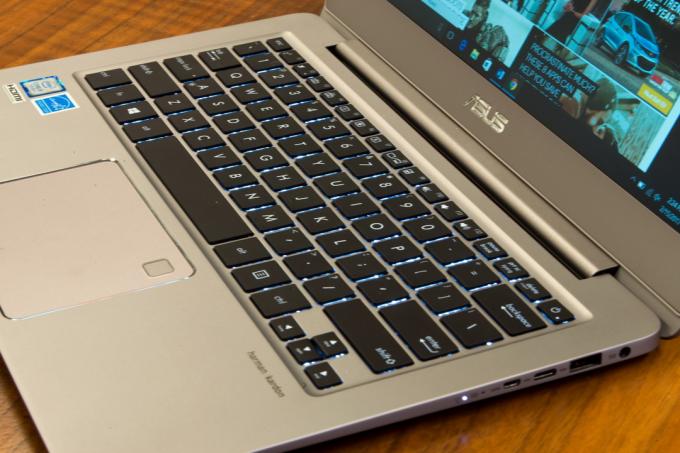 Recenze Asus Zenbook UX330