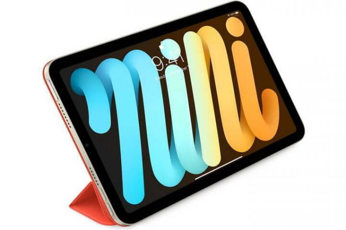 Lo Smart Folio di Apple sull'iPad Mini 6, appoggiato.